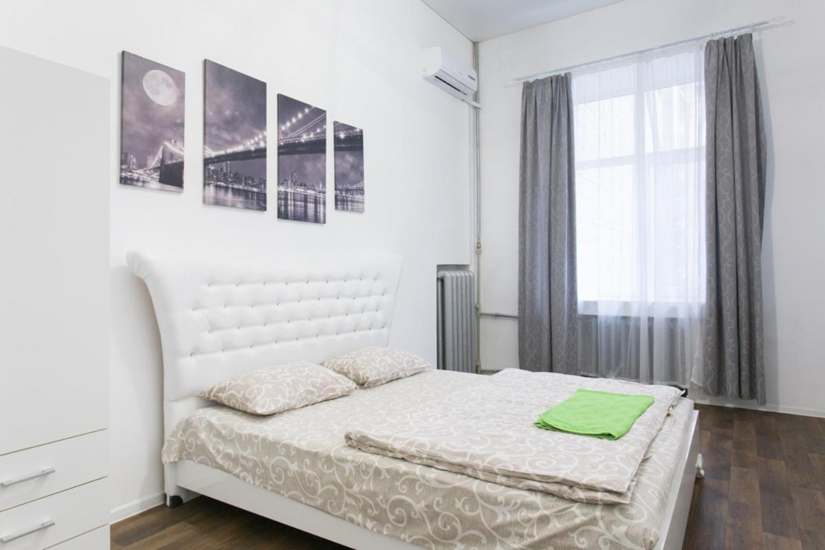 Апартаменти На Сковороди,3Б Kharkiv Exterior photo
